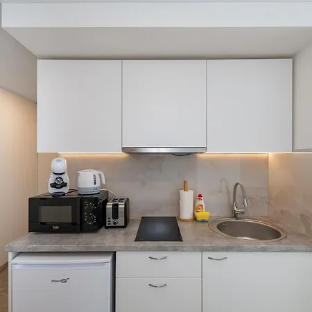 Pramones Ap 3 By Polo Apartment